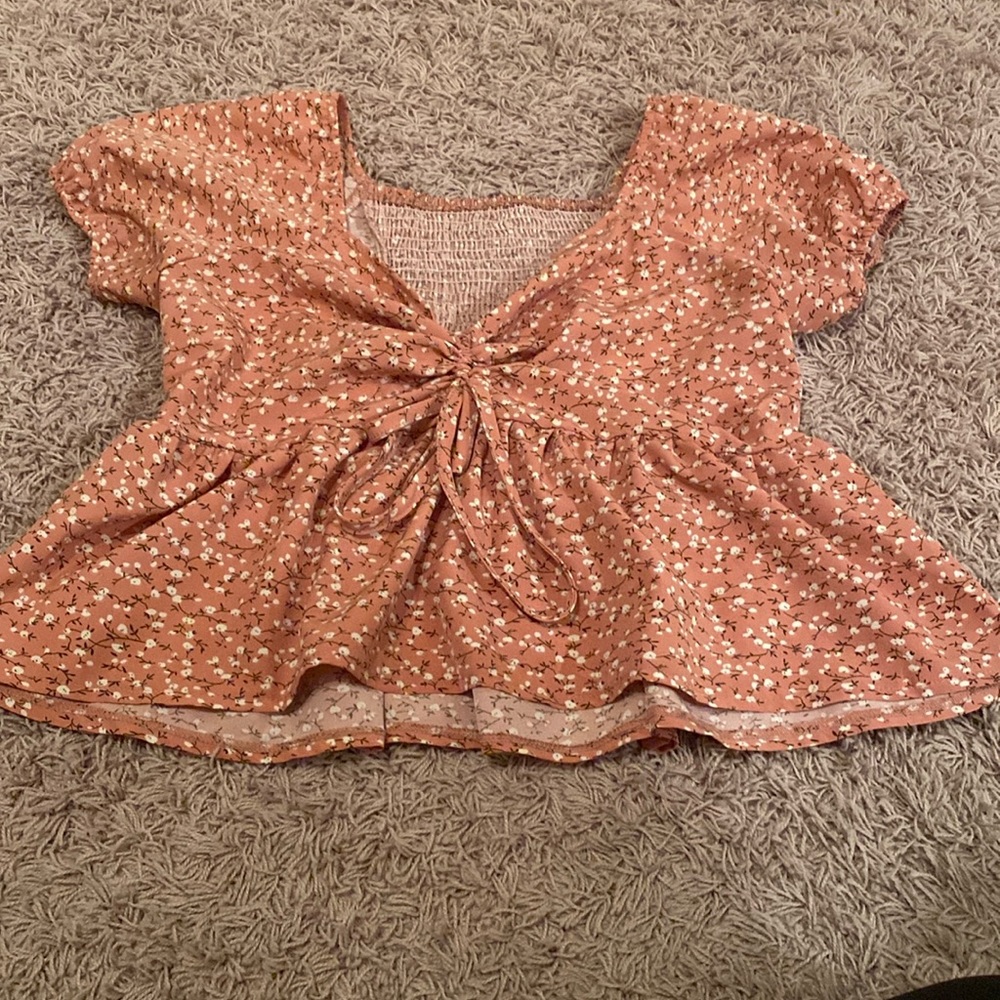 Sinch front flowy top